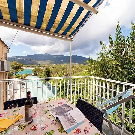Mare Aparthotel 4*