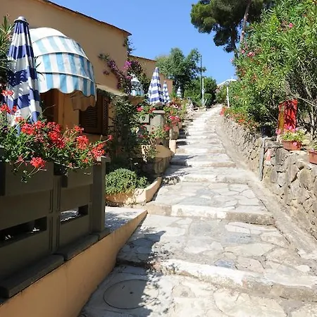 Aparthotel Vacanza Mare *